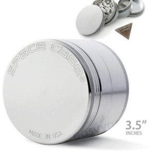 grinder space case 4 piece aluminum grinder sifter small medium or large 2 d8608d73 9648 49bb b8ea 08440d8a9009.jpg