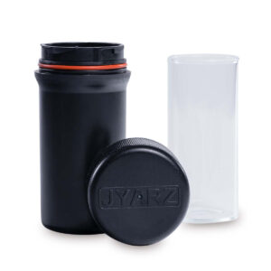 jyarz classic with child proof cap open 1.jpg