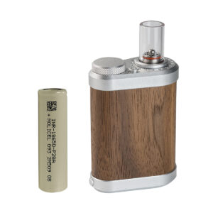 molicel p 28 a 18650 2800 mah 35 a battery with vaporizer 1.jpg